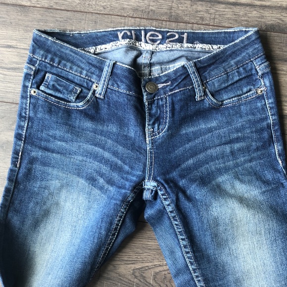 Low-Rise Skinny Jeans - Size 0 Long - Picture 2 of 4